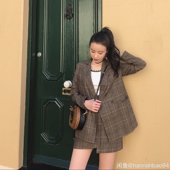 Blazer - Picture 8 of 9